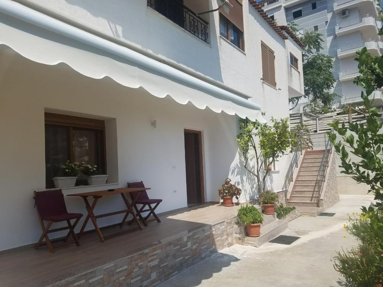 Vila Alikaj Homestay *